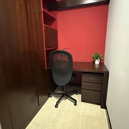 아파트 Red House Salinetas 텔데